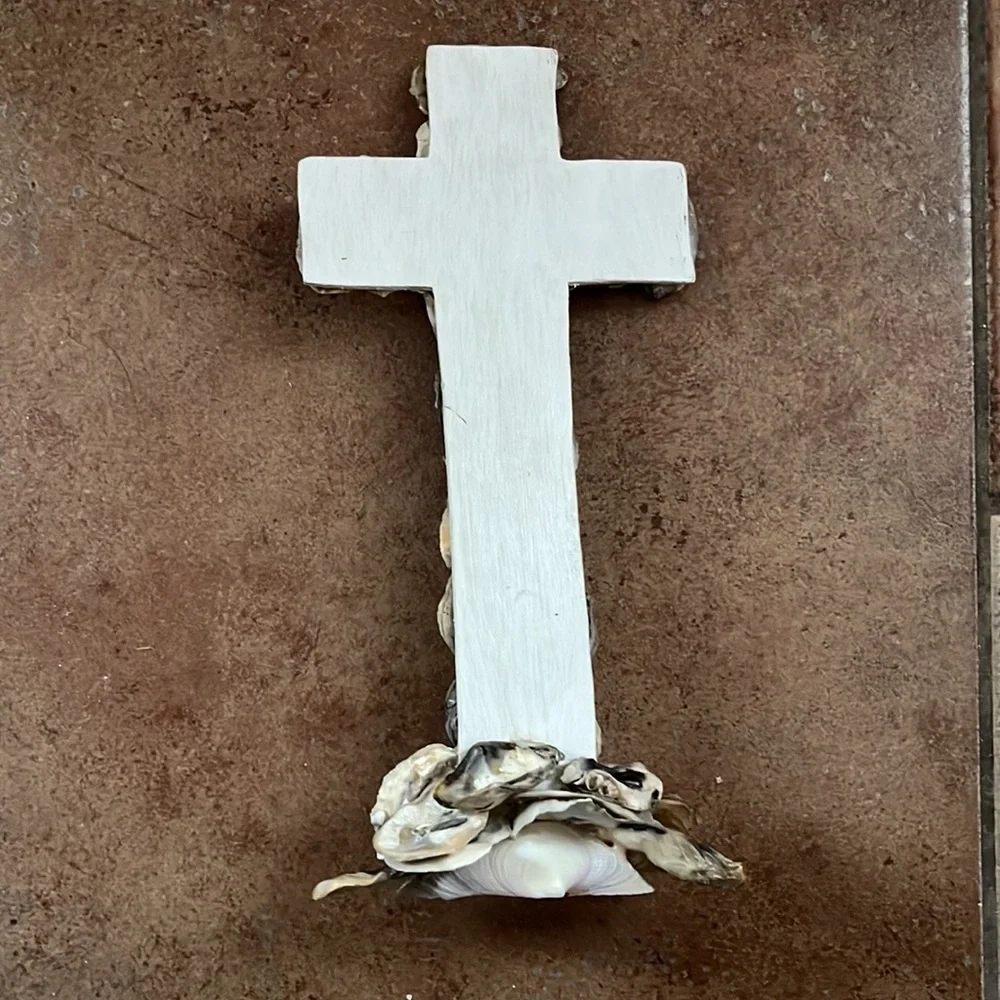 Shell cross - Picture 2 of 2